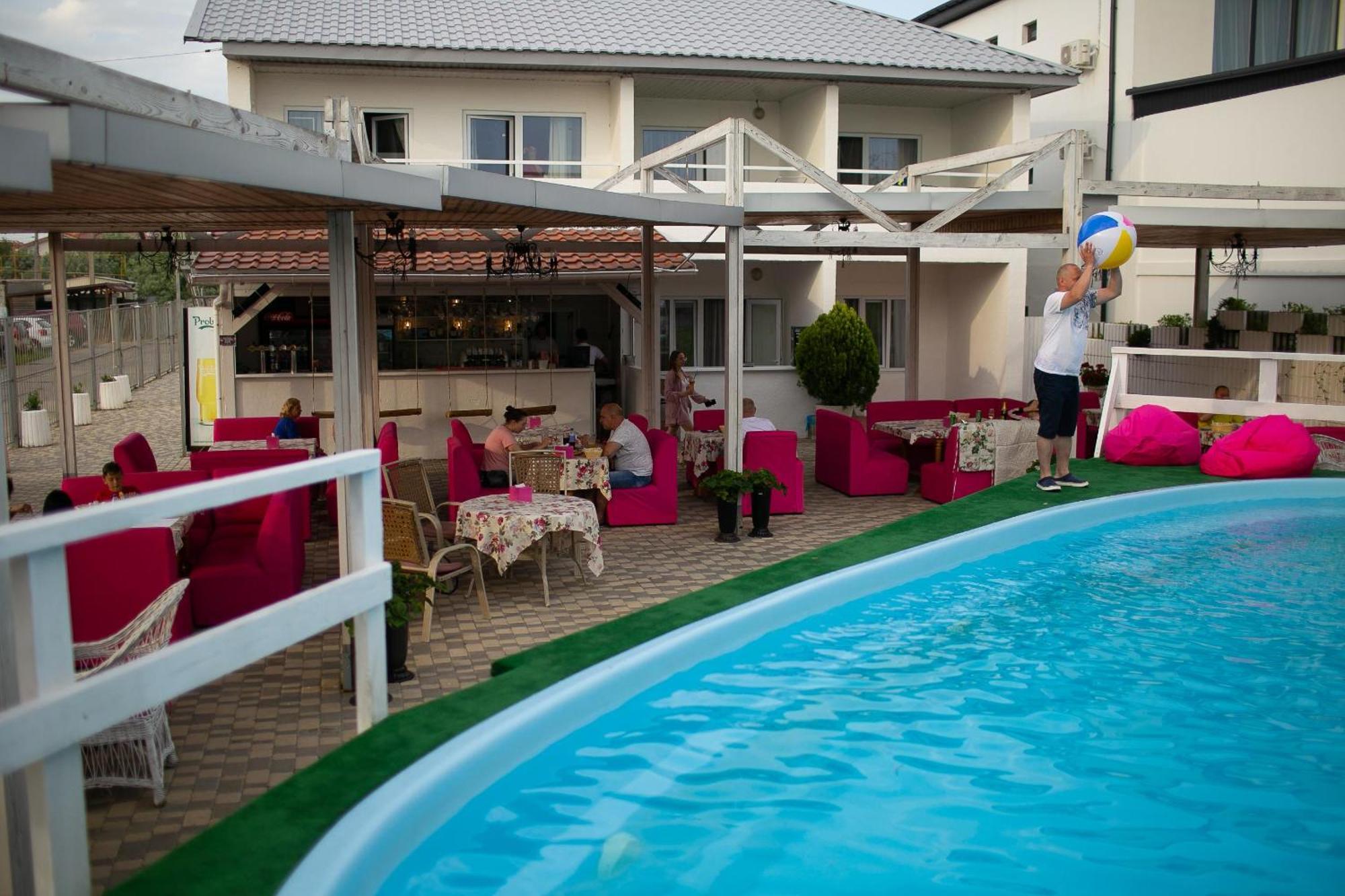 Flamingo Family Club Hotel Zatoka Ngoại thất bức ảnh